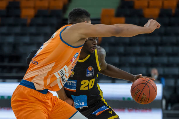 让文章的S 让文章的S