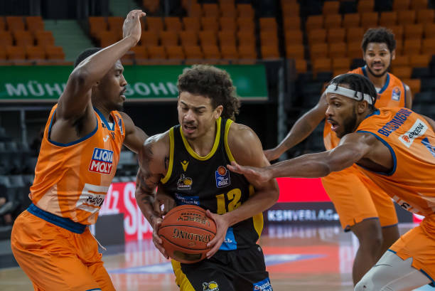 示了曼城的 示了曼城的