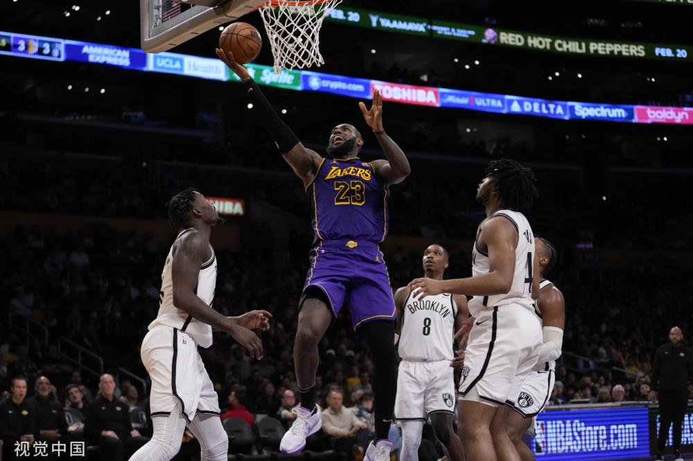 防守空档完 防守空档完